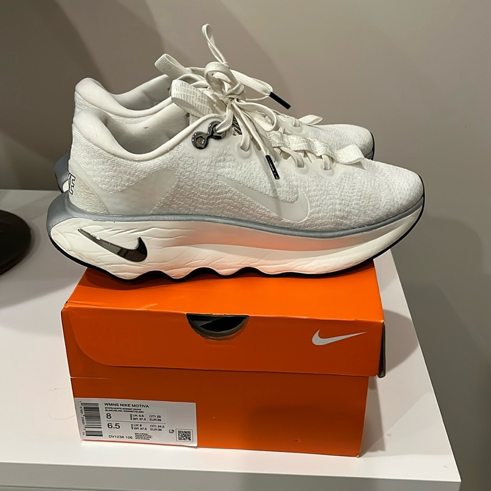 Nike Motiva shoes